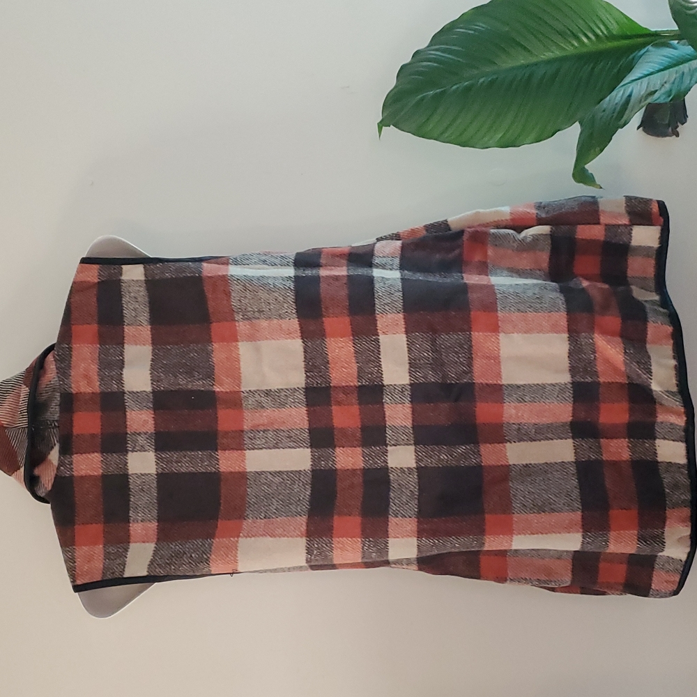 Brown Plaid Vest - Picture 3 of 3